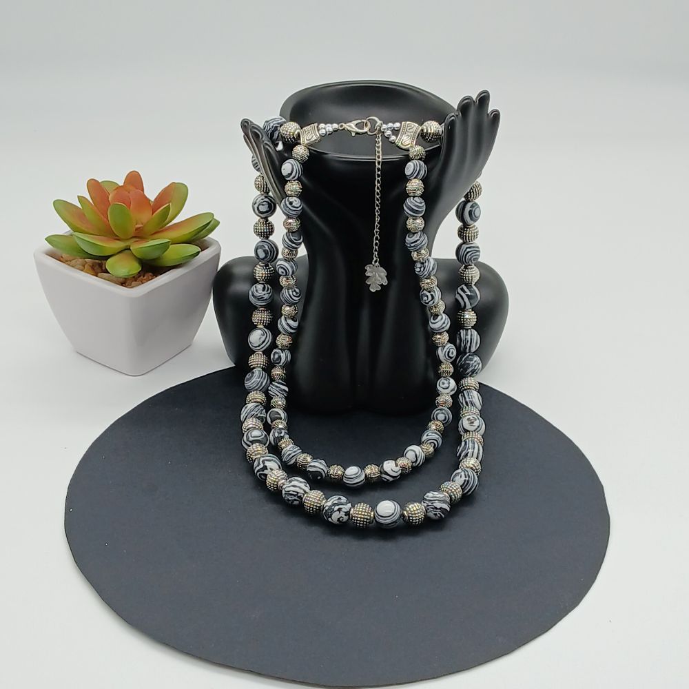 102 Collier Agate Blanc Noir Double