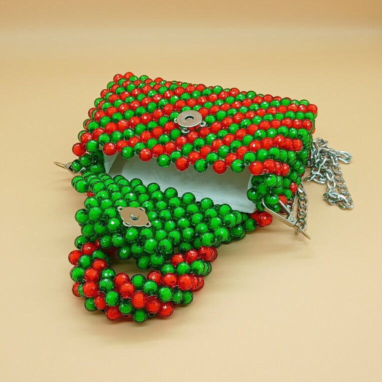 sac_main_perles_majorelle-emeraude-grenat-anna-chris_3