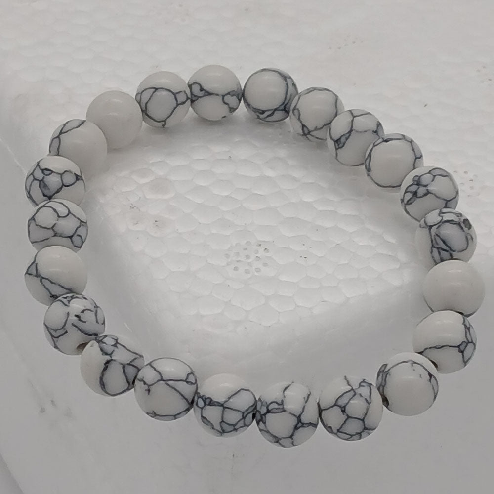 26 Bracelet Howlite